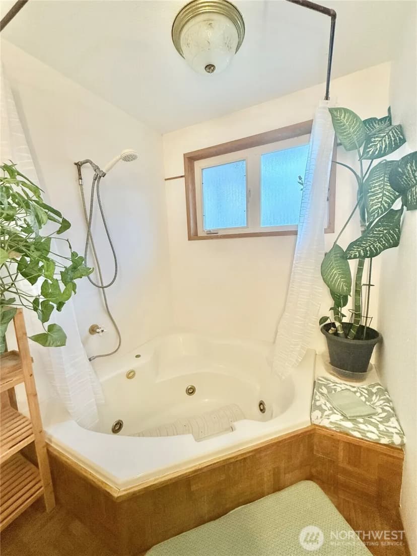 Property photo for 28 Dixon Road, Omak photo 27