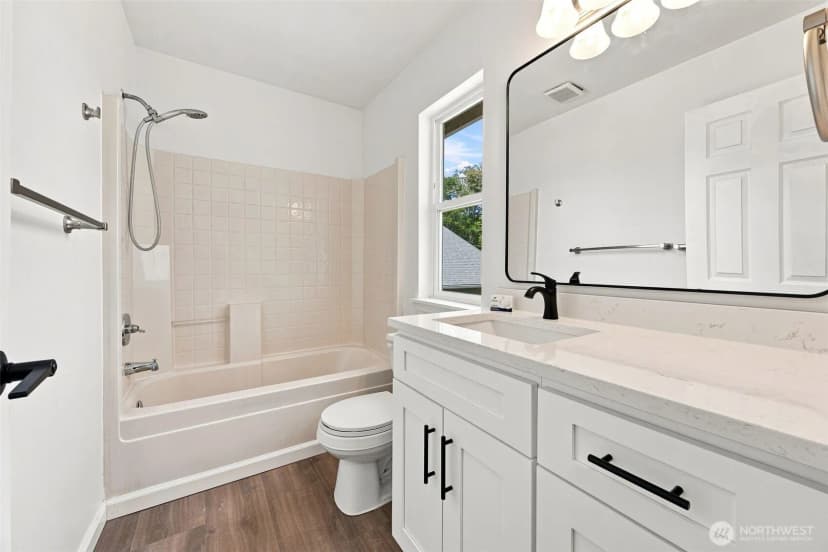 Property photo for 6521 26th St Ne, Federal Way photo 15