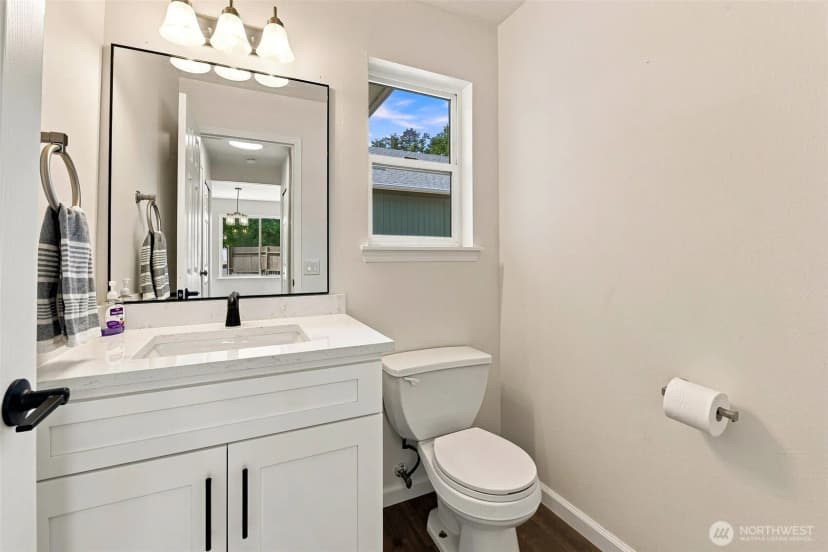 Property photo for 6521 26th St Ne, Federal Way photo 20