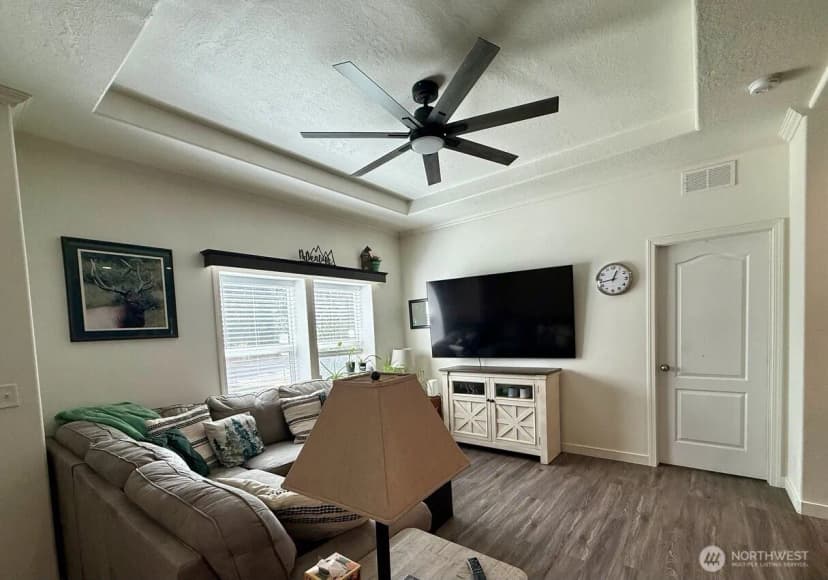 Property photo for 21617 134 Street E, Bonney Lake photo 8