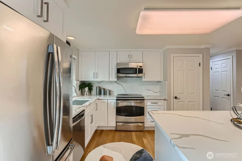 Property photo for 18927 Se 42nd Place, Issaquah photo 10