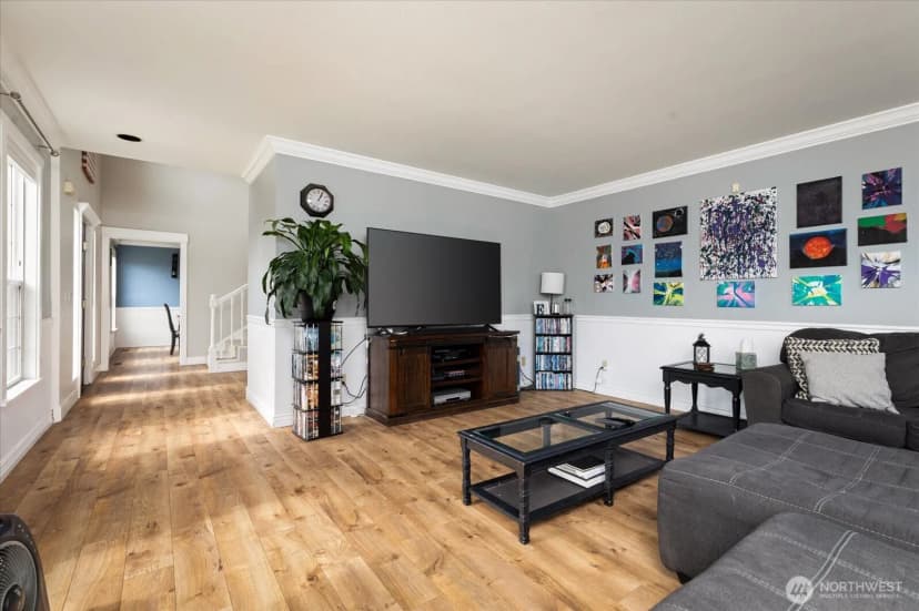 Property photo for 1270 Sw 4th Avenue, Oak Harbor photo 6