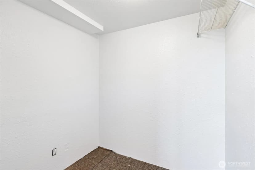 Property photo for 6816 58th Street Ne, Marysville photo 8