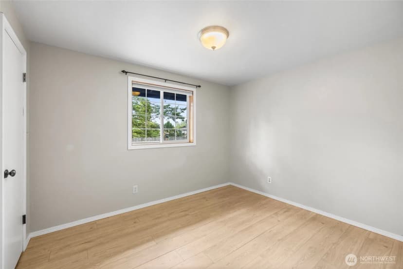 Property photo for 1805 N 35th Street, Mount Vernon photo 26