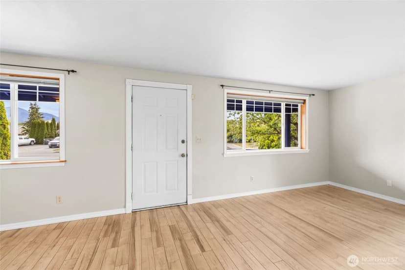 Property photo for 1805 N 35th Street, Mount Vernon photo 9