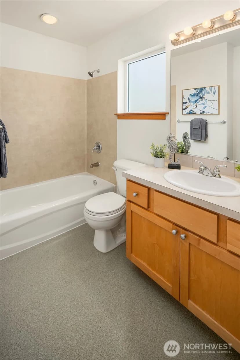 Property photo for 5614 Fauntleroy Way Sw #a, Seattle photo 14