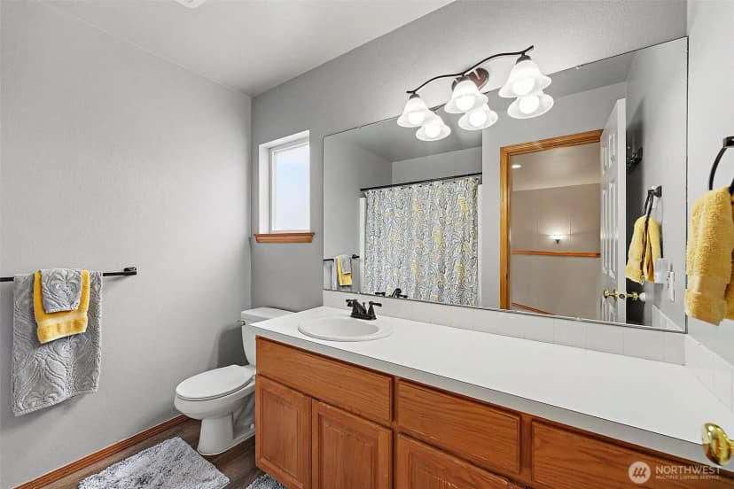 Property photo for 28018 112th Avenue E, Graham photo 38