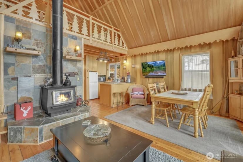 Property photo for 60 Picnic Point Road, Cle Elum photo 12