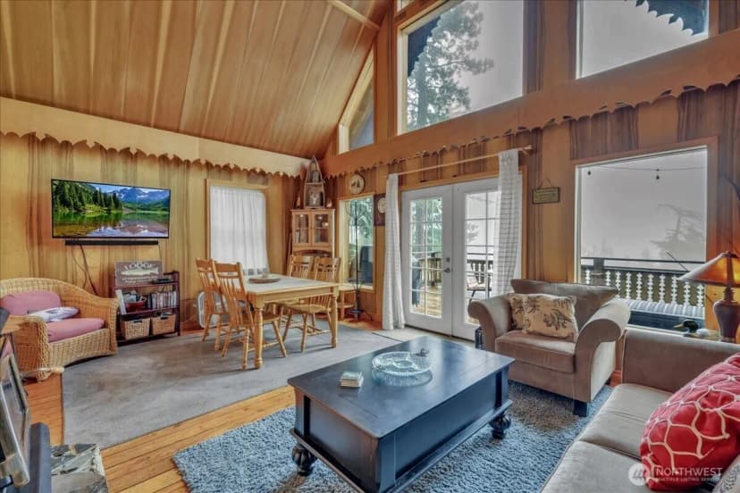 Property photo for 60 Picnic Point Road, Cle Elum photo 11