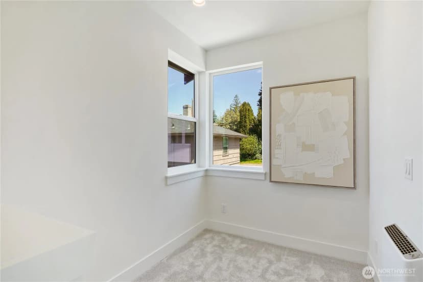 Property photo for 9013 14th Avenue Sw, Seattle photo 8