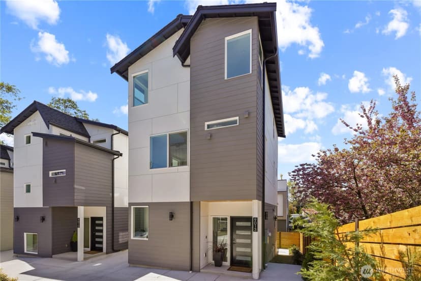 Property photo for 9013 14th Avenue Sw, Seattle photo 21