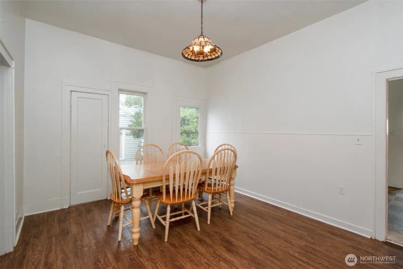 Property photo for 421 E 6th Street, Port Angeles photo 10