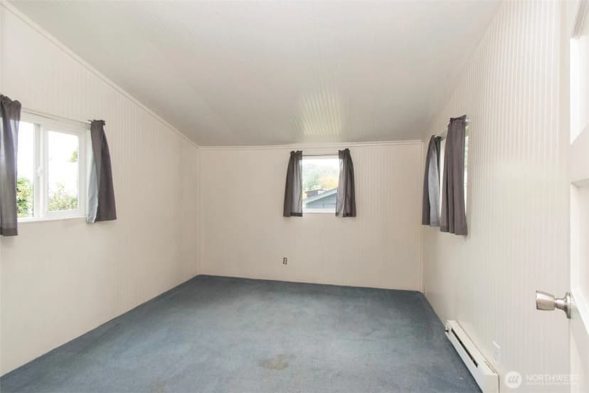 Property photo for 421 E 6th Street, Port Angeles photo 18