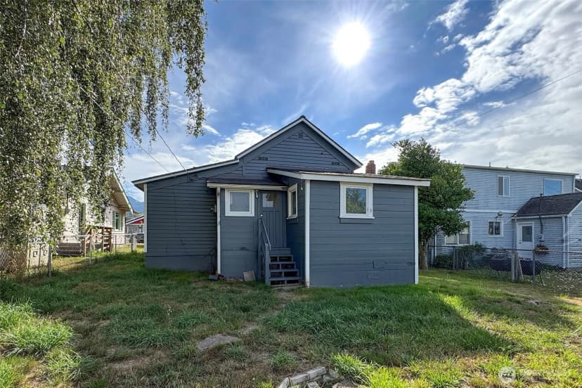 Property photo for 421 E 6th Street, Port Angeles photo 35
