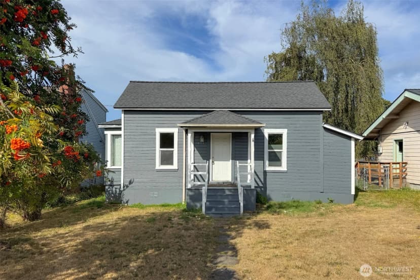 Property photo for 421 E 6th Street, Port Angeles