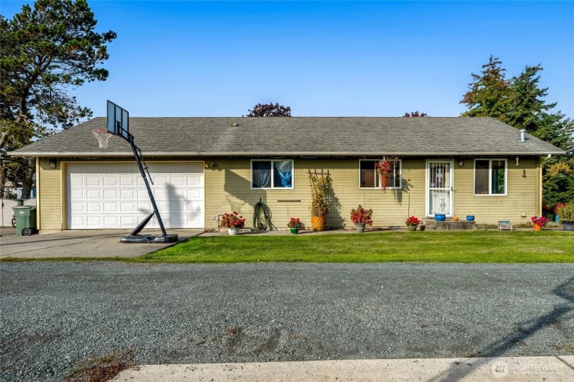 Property photo for 319 6th Street, Blaine photo 3