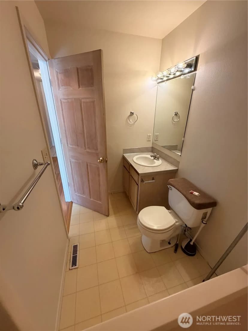 Property photo for 319 6th Street, Blaine photo 19