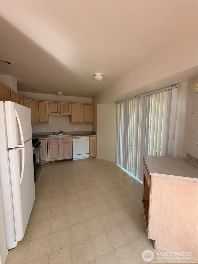 Property photo for 319 6th Street, Blaine photo 10