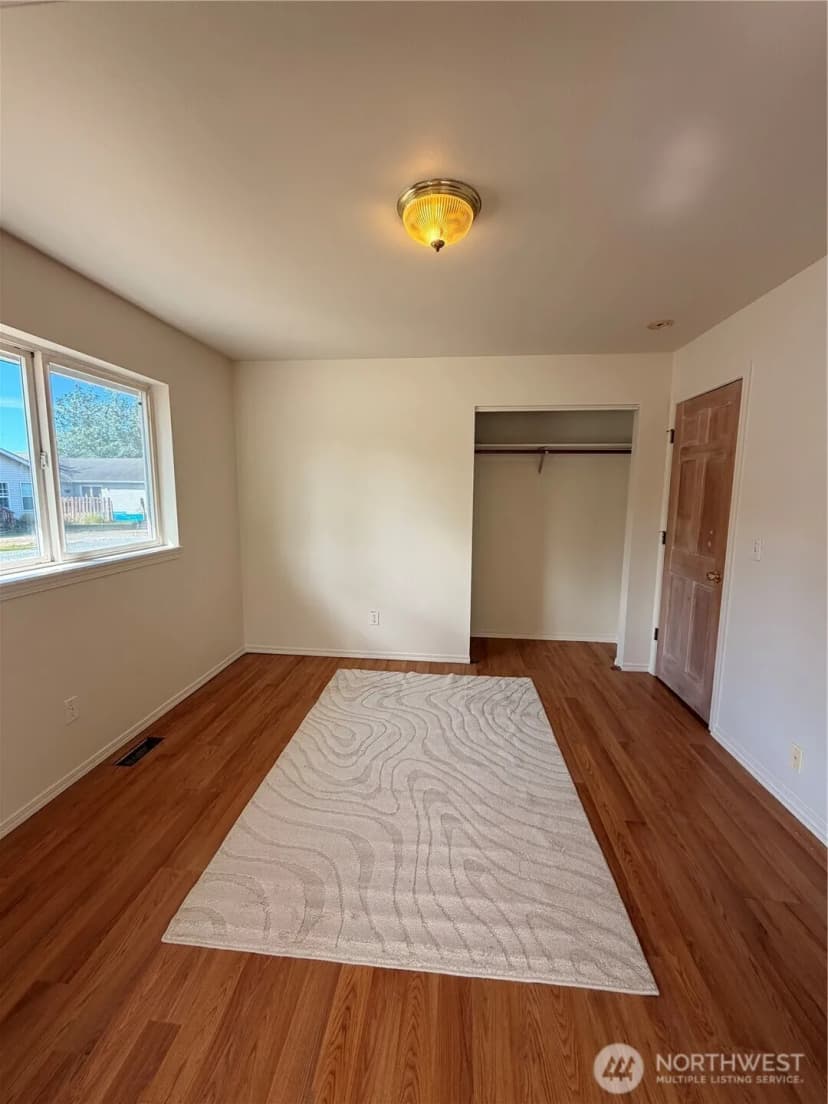 Property photo for 319 6th Street, Blaine photo 16