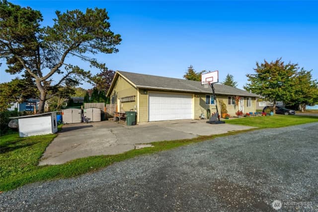 Property photo for 319 6th Street, Blaine photo 2