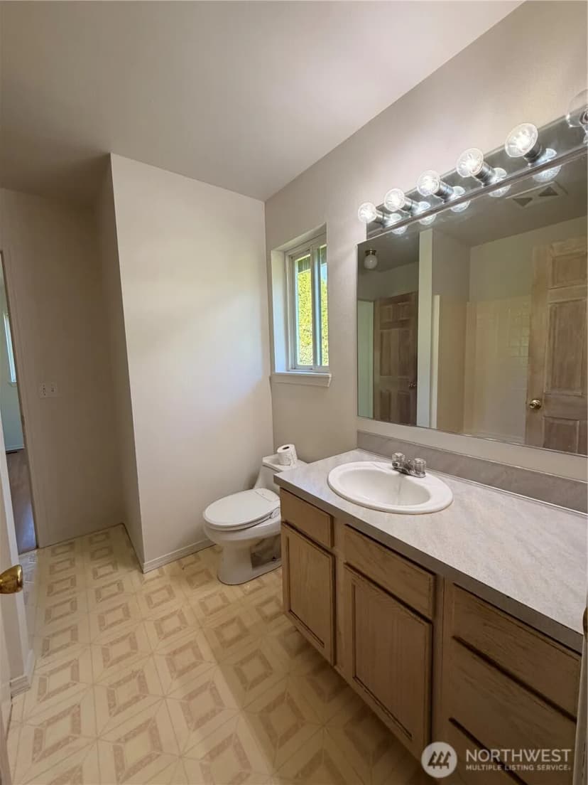 Property photo for 319 6th Street, Blaine photo 14