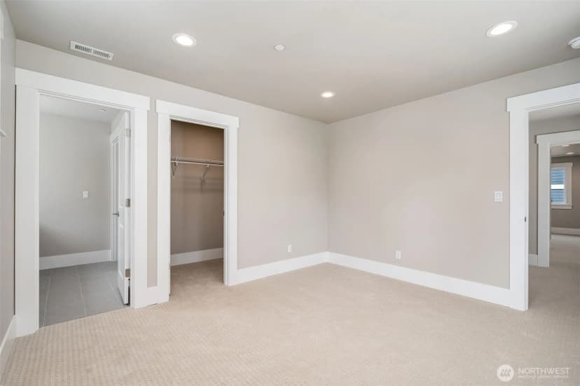 Property photo for 17254 Ne 113th Court, Redmond photo 14