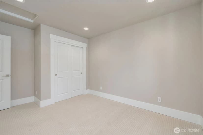 Property photo for 17254 Ne 113th Court, Redmond photo 27