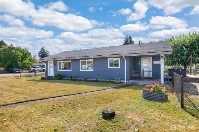 Property photo for 391 Dundass Avenue, Buckley