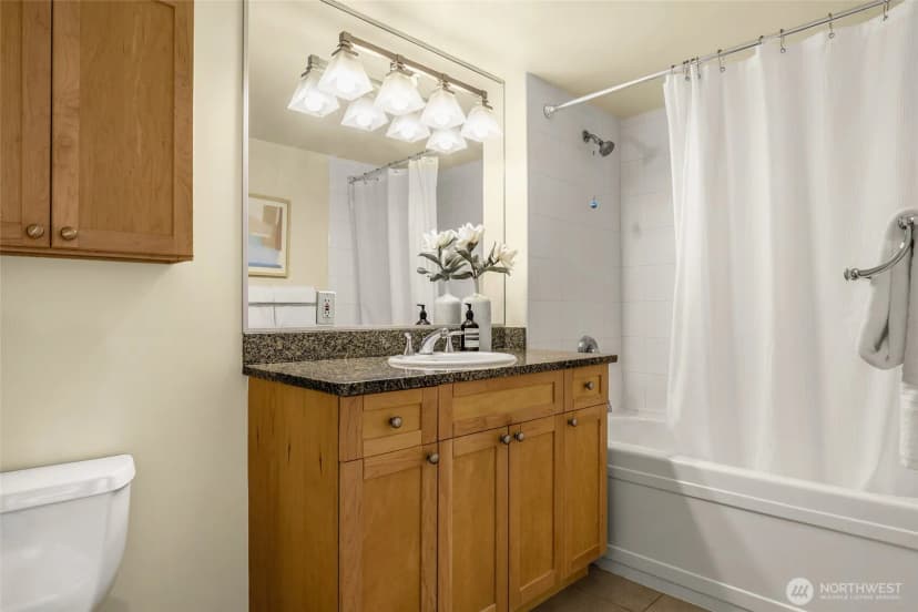 Property photo for 1420 Terry Avenue #304, Seattle photo 13