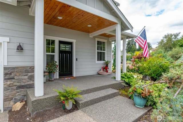 Property photo for 16700 Frazier Heights Place, Burlington photo 3