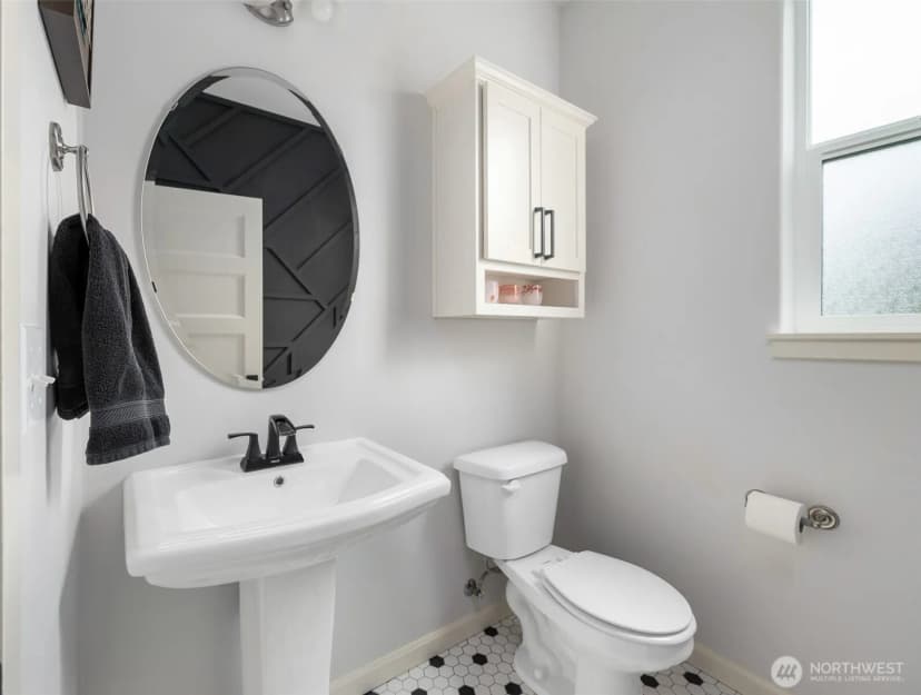 Property photo for 16700 Frazier Heights Place, Burlington photo 25