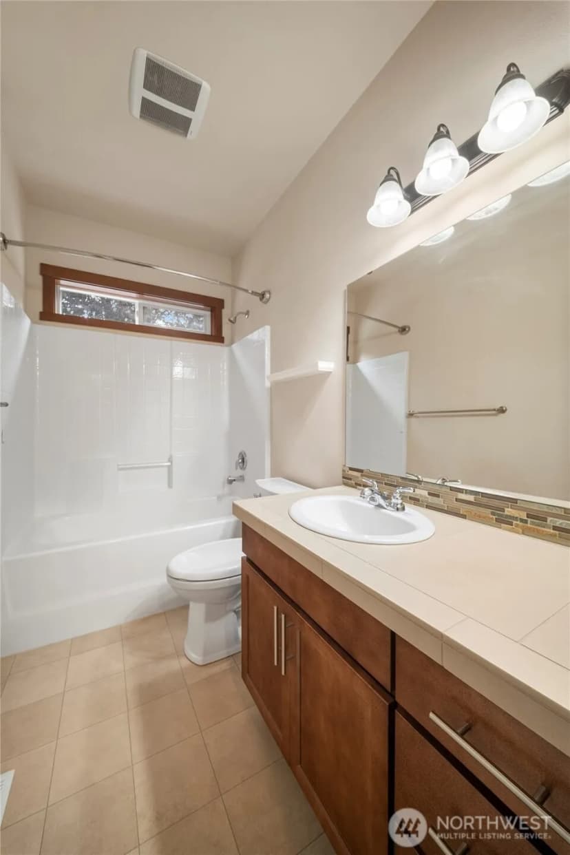 Property photo for 17713 Interurban Boulevard, Snohomish photo 25