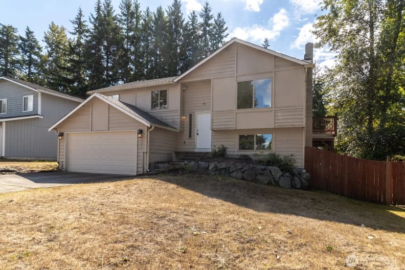 Property photo for 15401 Se 179th Street, Renton
