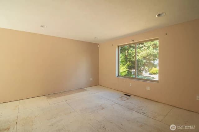 Property photo for 15401 Se 179th Street, Renton photo 4