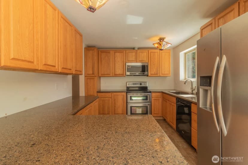 Property photo for 15401 Se 179th Street, Renton photo 8