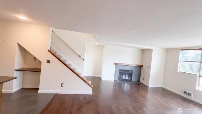 Property photo for 442 4th Avenue #442, Kirkland photo 4