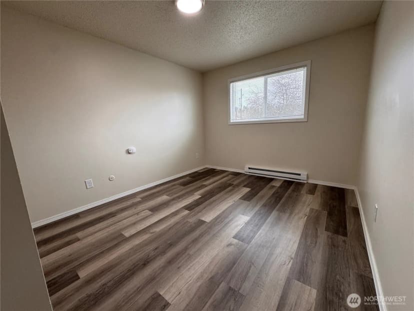 Property photo for 624 W Cedar Street #8, Shelton photo 6