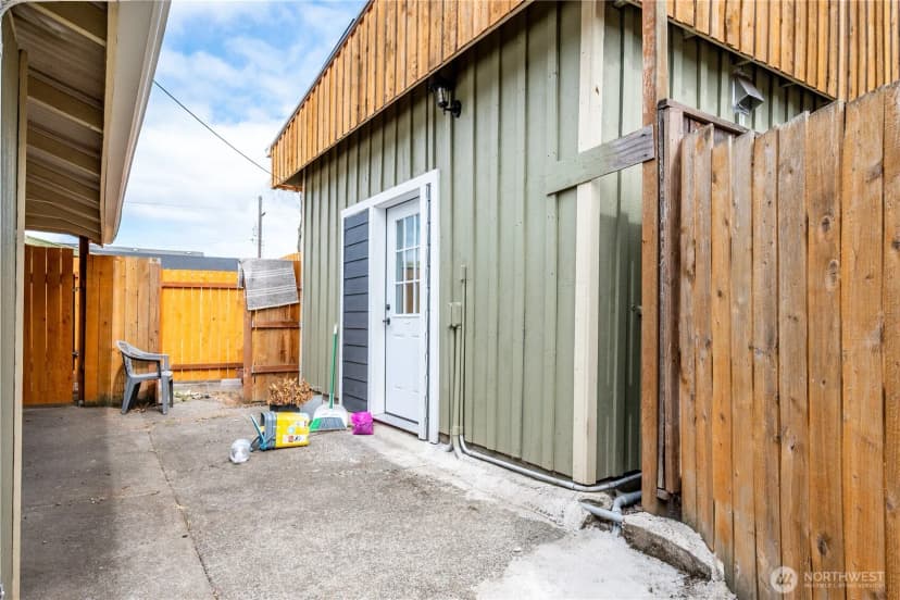 Property photo for 1408 S. 5th, Kelso photo 6
