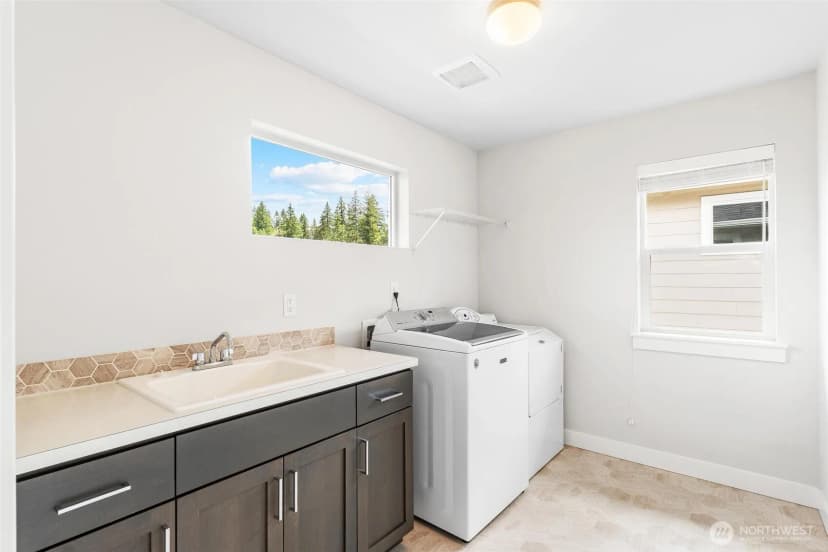 Property photo for 33533 Juniper Avenue Se, Black Diamond photo 30