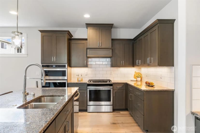 Property photo for 33533 Juniper Avenue Se, Black Diamond photo 12