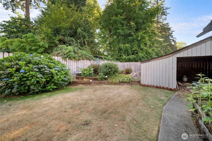 Property photo for 1921 Parkwood Drive Se, Olympia photo 24