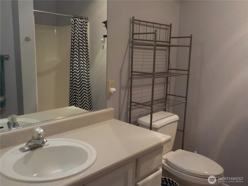 Property photo for 501 Shorview Dr Sw #404, Long Beach photo 16
