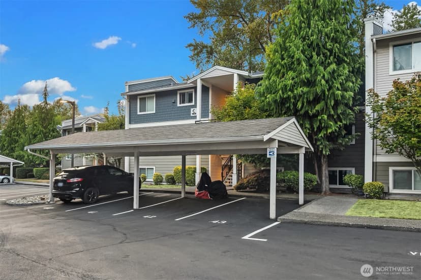 Property photo for 10838 E Riverside Drive #c102, Bothell photo 13