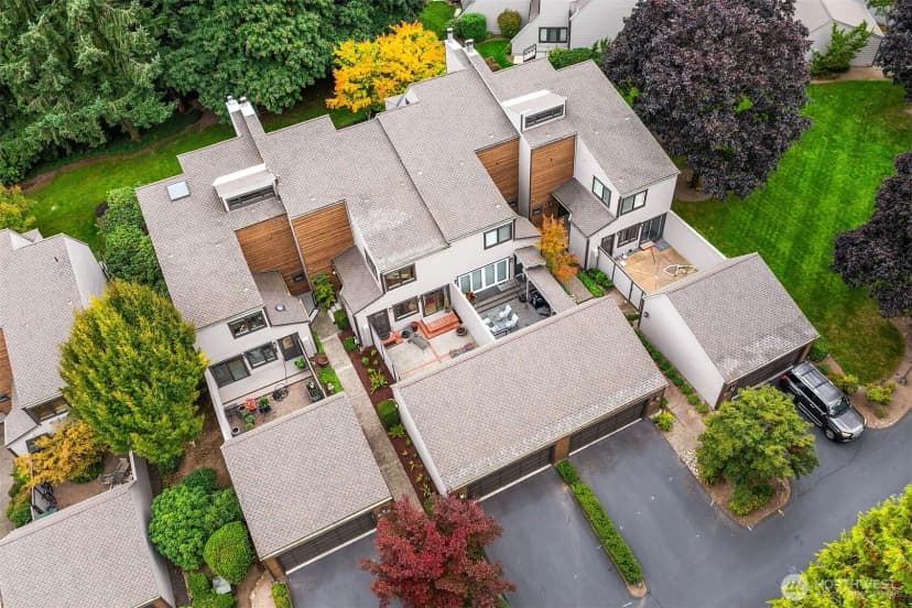 Property photo for 10209 Ne 19th Place #d2, Bellevue photo 34