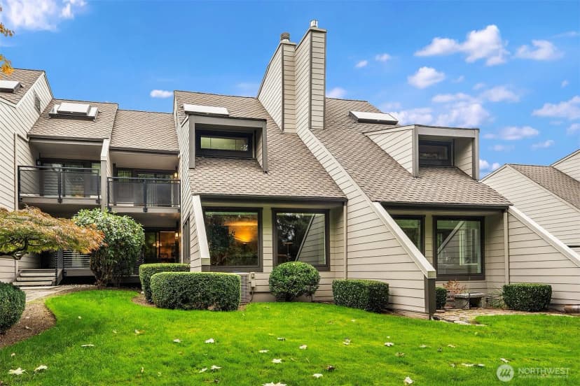 Property photo for 10209 Ne 19th Place #d2, Bellevue