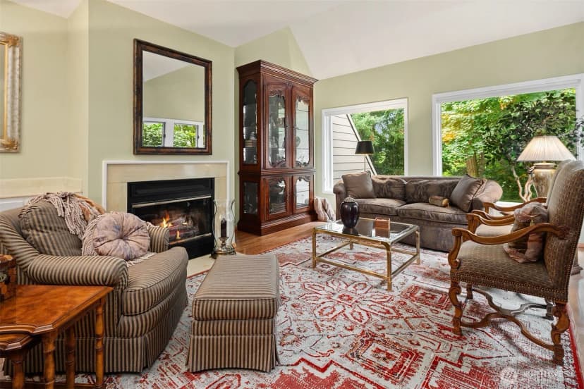 Property photo for 10209 Ne 19th Place #d2, Bellevue photo 7