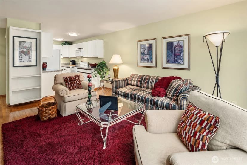 Property photo for 10209 Ne 19th Place #d2, Bellevue photo 14