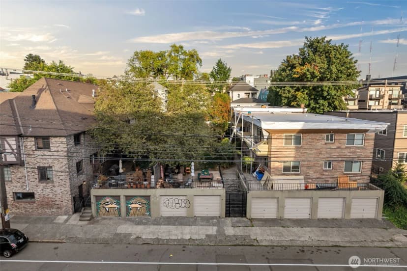 Property photo for 121 12th Avenue E #506, Seattle photo 19