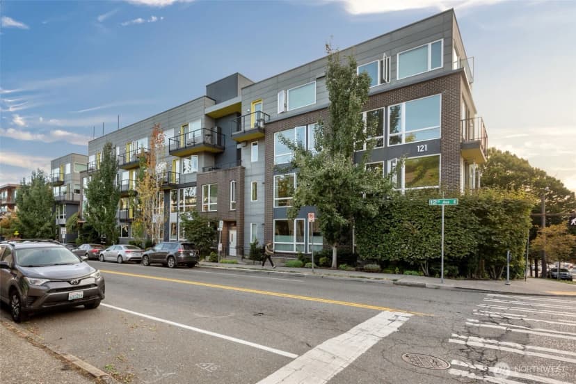 Property photo for 121 12th Avenue E #506, Seattle photo 36