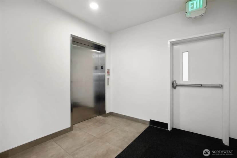 Property photo for 121 12th Avenue E #506, Seattle photo 31